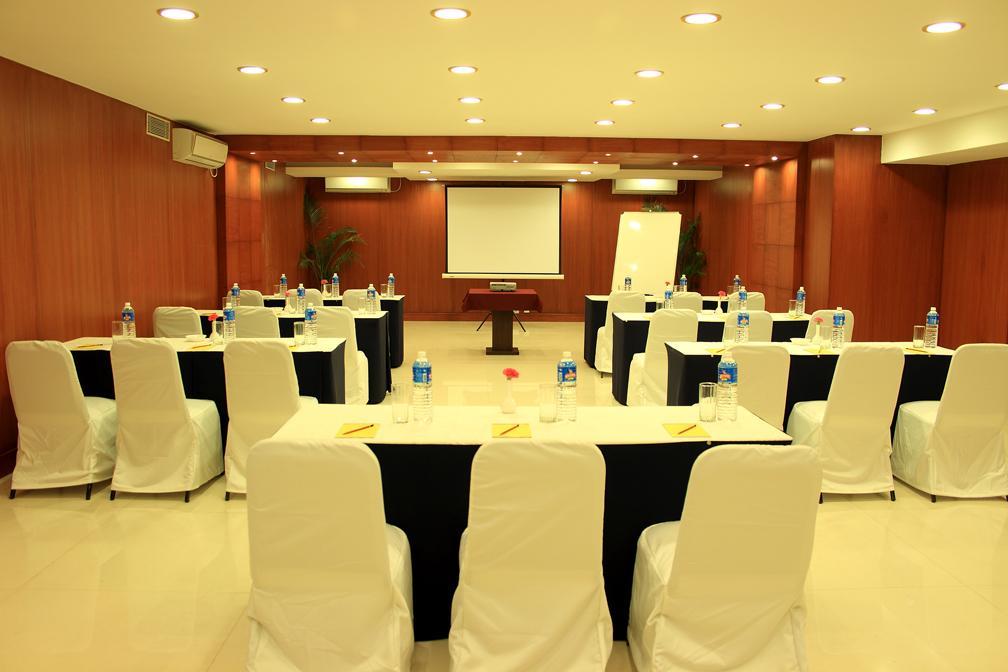 Shilton Royale Bangalore Exterior foto